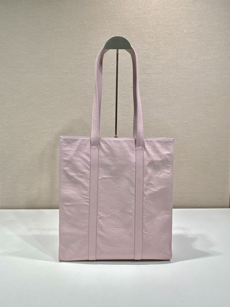 Pra*a tote bags